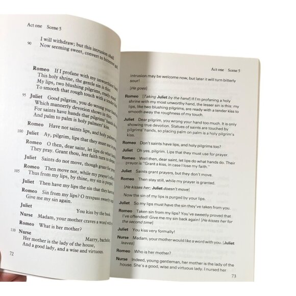 Shakespeare Made Easy Romeo & Juliet Modern English Side-By-Side Full Original - Picture 9 of 9
